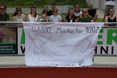 Der Fanclub von Markus Hansmann wünschte sich ein Tor - und bekam es in der Nachspielzeit