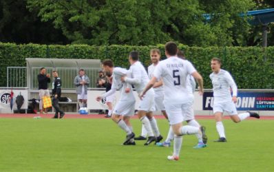 Jubel nach dem 2:0 durch Mark Bork (li.)