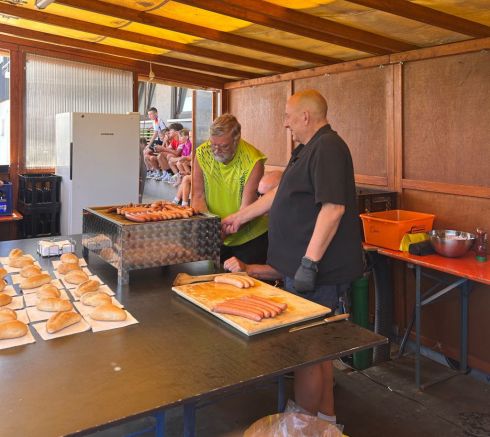 HP-JAS beim grillen-1024.jpg
