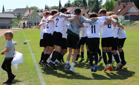 Die C-Junioren der SG Haslach-Fischerbach waren eine Einheit, als sie im Mai 2022 den Aufstieg in die Langesliga schafften. Und auch dort haben sie sich wieder zu einer Einheit geformt, die immer mehr Punkte einfährt.