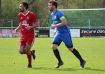 Ralf Kammerer (rechts) und Yasin Ilhan, Torschützenkönig der Bezirksliga, lieferten sich bis zur Verletztung des Haslacher Spielführer packende Zweikämpfe.