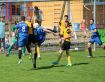 Ralf Kammerer (9) und Julian Moser (6) bedrängen den verteidigenden Jens Alender, doch der Ball geht nicht rein.